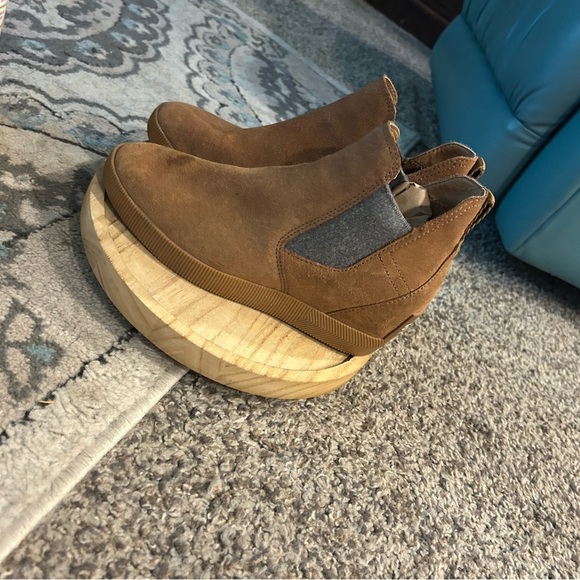 Sorel out and about Suede slip on Ankle Boots - Picture 6 of 12